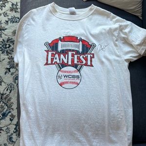 New York Yankees Signed FanFest Vintage T-Shirt
